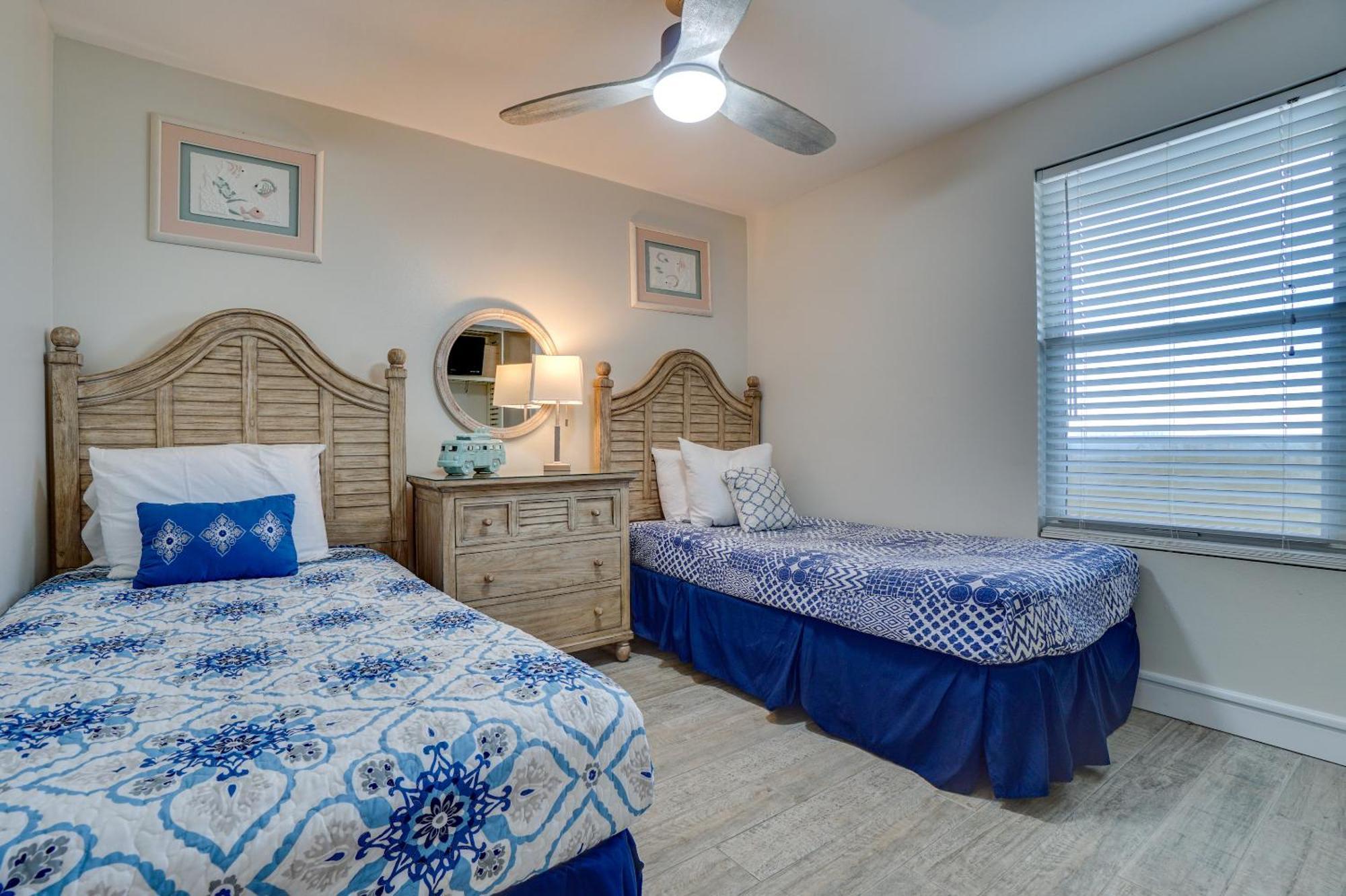 Pelican Beach Resort By Panhandle Getaways Дестін Номер фото